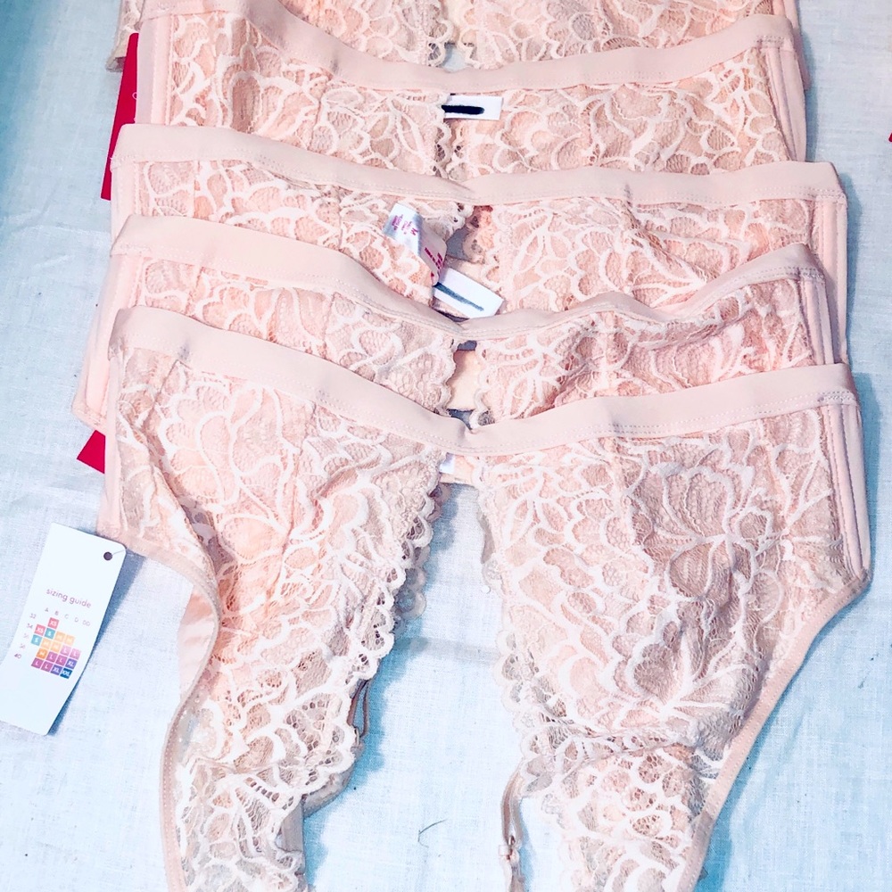 Bundle of 5 Bras Xhileration Medium Peach